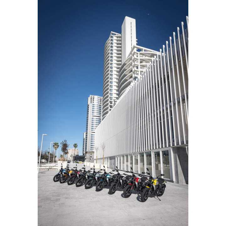 Carénages peints Classic — réf. 97181221AA | Ducati Store