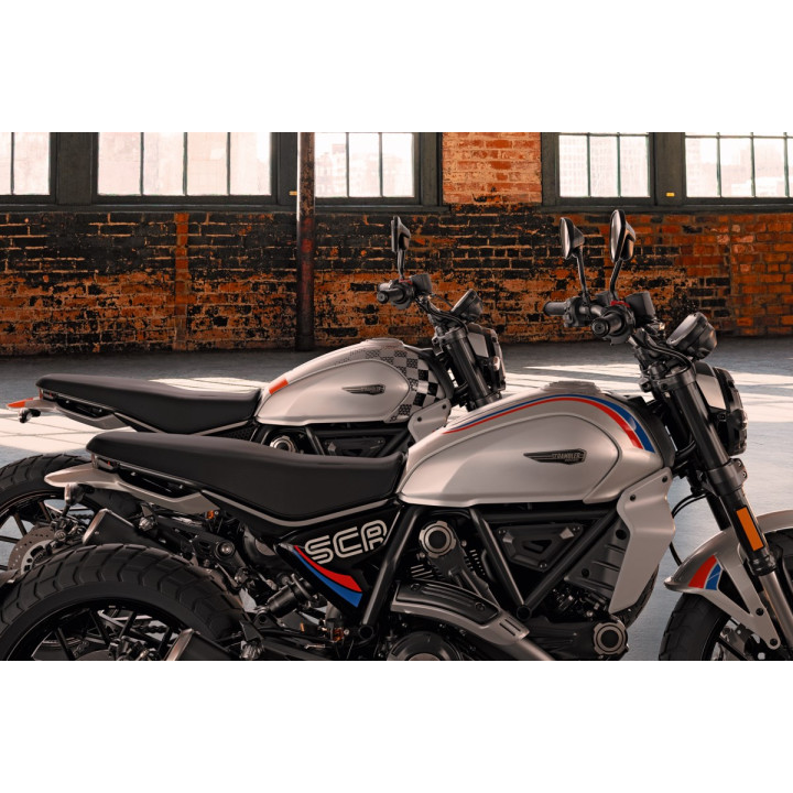 Carénages « Retro Stripe » — réf. 97181591AA | Ducati Store