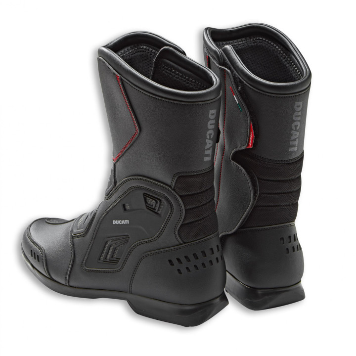 BOOTS STRADA C2