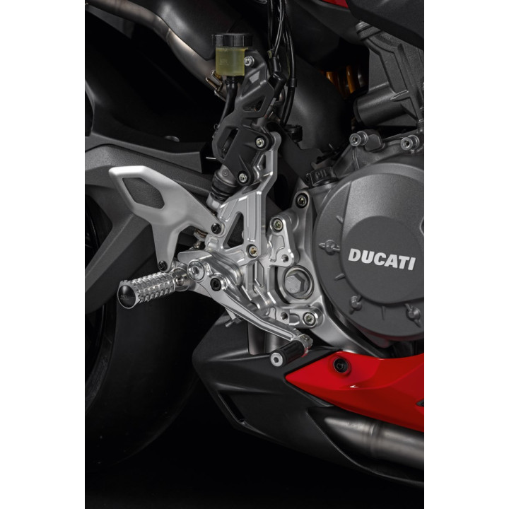 Repose-pieds pilote — réf. 96282121AA | Ducati Store