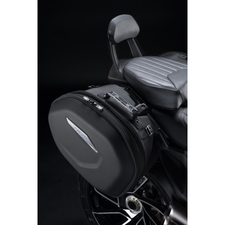 Paire de valises latérales — réf. 96782133AA | Ducati Store