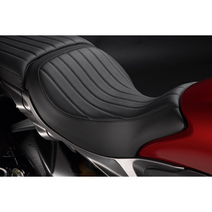 Selle pilote « premium » — réf. 96881401AA | Ducati Store